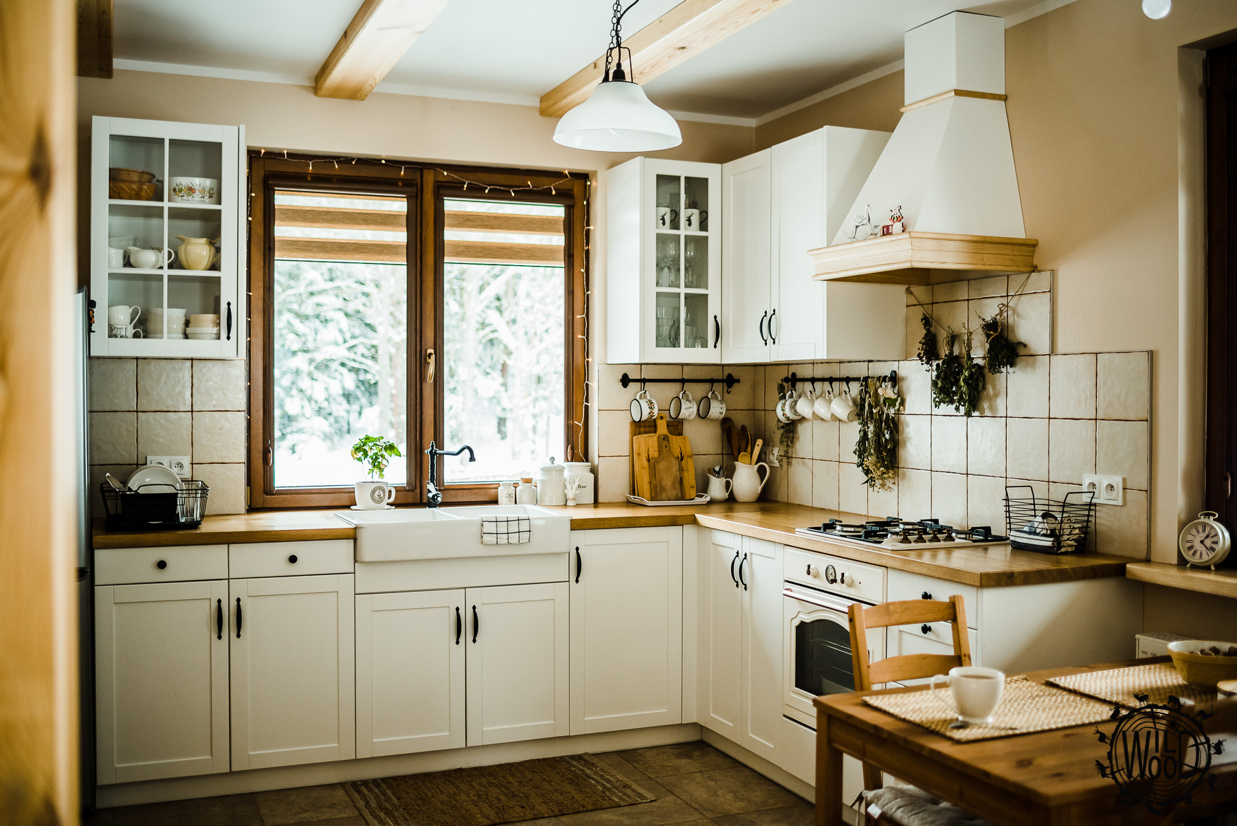 stolarz białystok, usługi stolarskie białystok, stolarz knyszyn, kuchnie białystok, kuchnia rustykalna białystok, kuchnia dębowa biała,, kuchnie na wymiar białystok, meble białystok