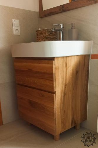 stolarz białystok, usługi stolarskie białystok, zabudowa łazienki białystok, meble do łazienki